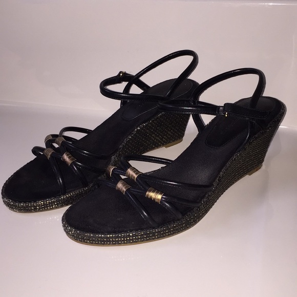 Black Sandals - Picture 3 of 8